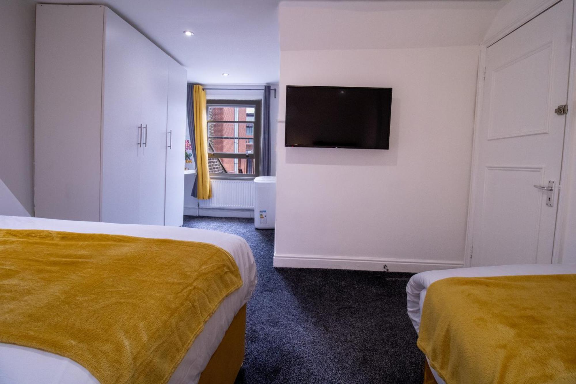 Luxurious 1-Bedroom Penthouse On Oxford Street 11G London Exterior photo
